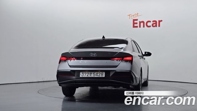 Hyundai AVANTE 2024 — photo 4