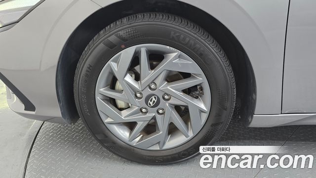 Hyundai AVANTE 2024 — photo 5
