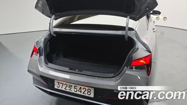 Hyundai AVANTE 2024 — photo 21