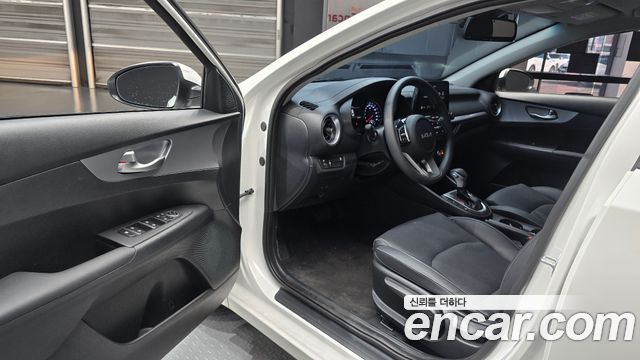 Kia K3 2024 — photo 13