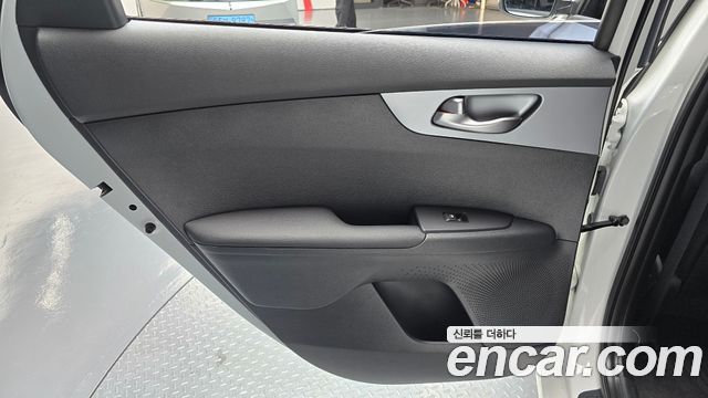 Kia K3 2024 — photo 15