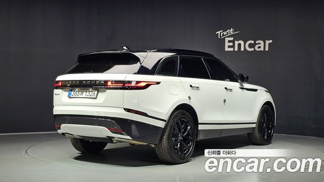 Land Rover Range Rover Velar 2026 — photo 2