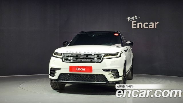 Land Rover Range Rover Velar 2026 — photo 3