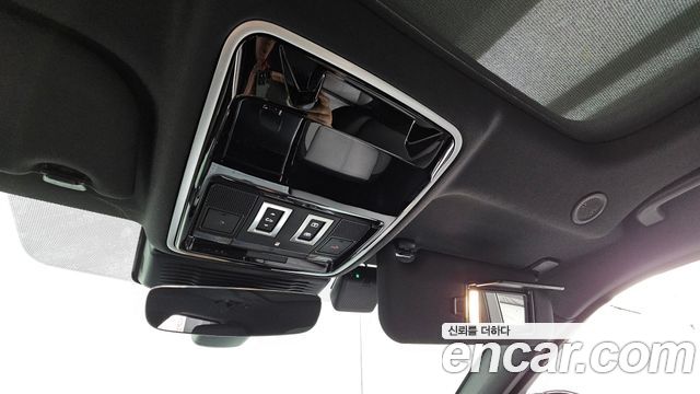 Land Rover Range Rover Velar 2026 — photo 29
