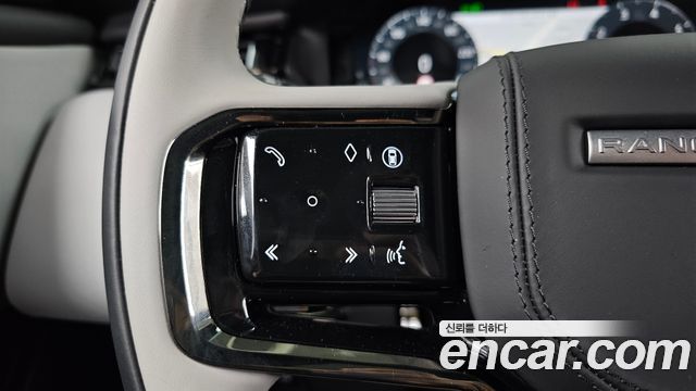 Land Rover Range Rover Velar 2026 — photo 34