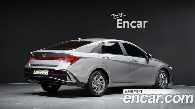 Hyundai AVANTE 2024 — photo 2