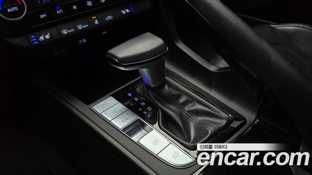 Hyundai AVANTE 2024 — photo 12