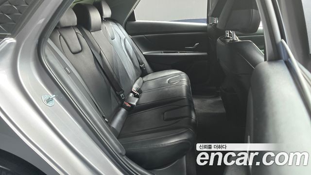 Hyundai AVANTE 2024 — photo 14