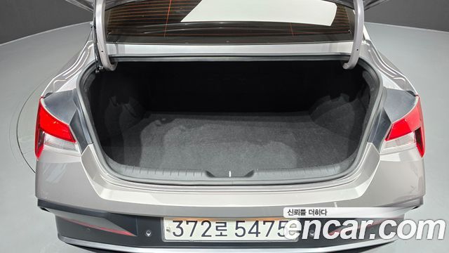Hyundai AVANTE 2024 — photo 23