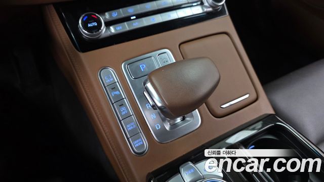 Genesis G90 2019 — photo 9