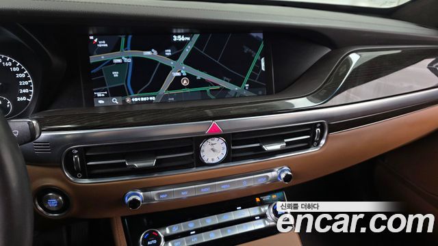 Genesis G90 2019 — photo 14