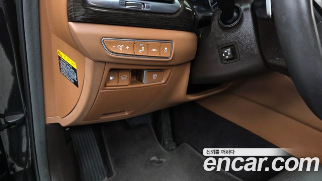 Genesis G90 2019 — photo 18