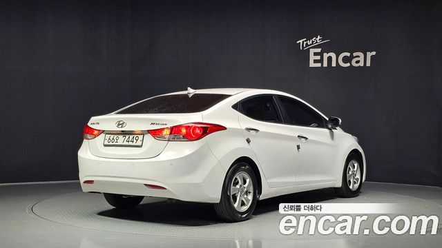 Hyundai AVANTE 2012 — photo 2