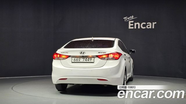 Hyundai AVANTE 2012 — photo 4