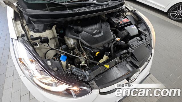 Hyundai AVANTE 2012 — photo 6