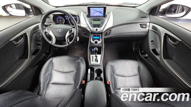 Hyundai AVANTE 2012 — photo 7