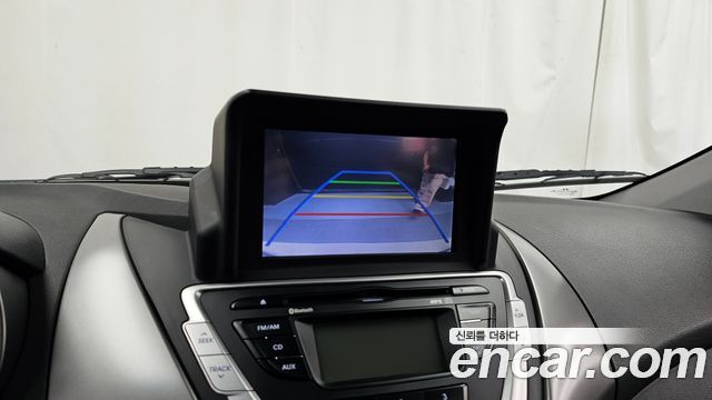 Hyundai AVANTE 2012 — photo 15