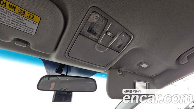 Hyundai AVANTE 2012 — photo 17