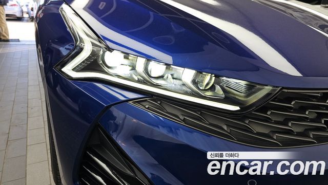Kia K5 2023 — photo 8