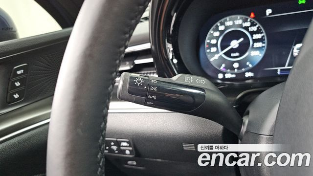 Kia K5 2023 — photo 35