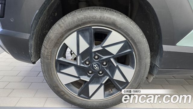 Hyundai Kona 2023 — photo 5