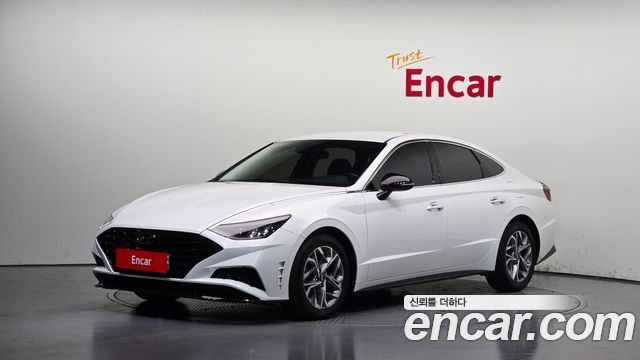 Hyundai Sonata 2022 — photo 1