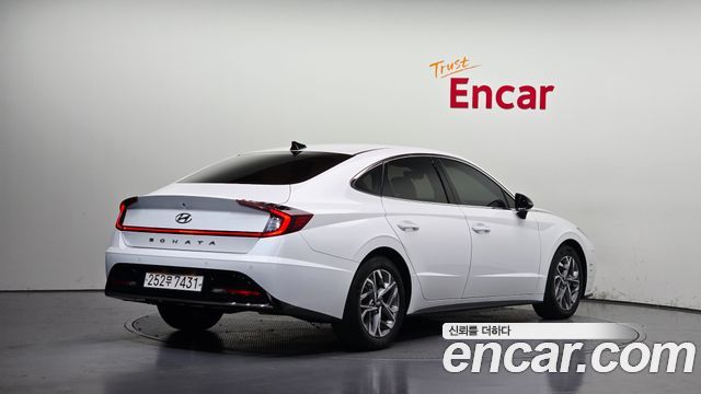 Hyundai Sonata 2022 — photo 2