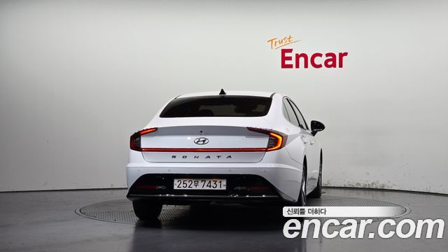 Hyundai Sonata 2022 — photo 4
