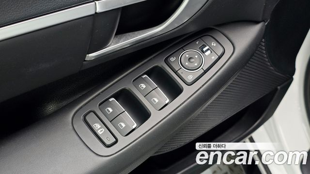 Hyundai Sonata 2022 — photo 27