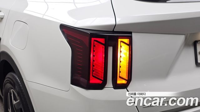 Kia Sorento 2024 — photo 9