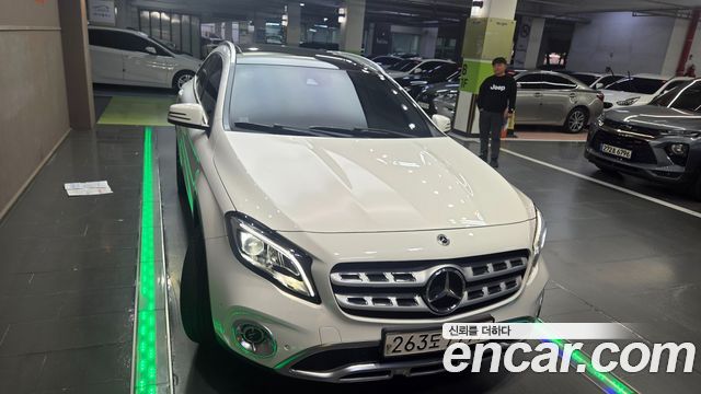Mercedes-Benz GLA-Class 2019 — photo 3