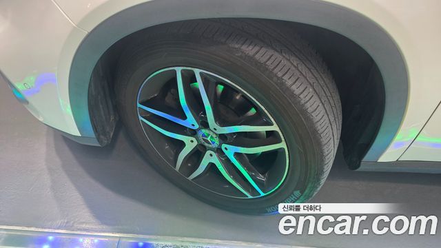 Mercedes-Benz GLA-Class 2019 — photo 8