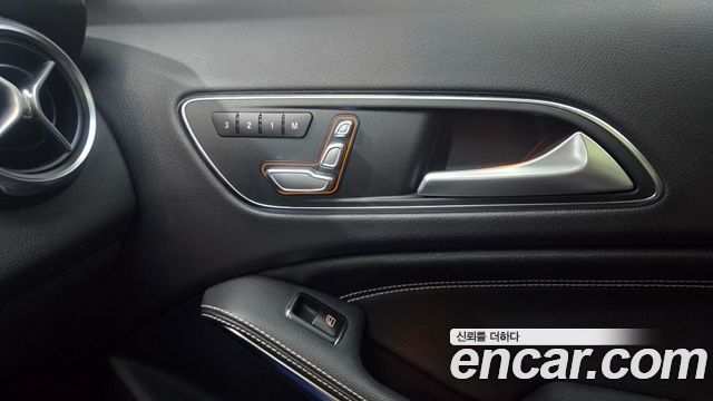 Mercedes-Benz GLA-Class 2019 — photo 14