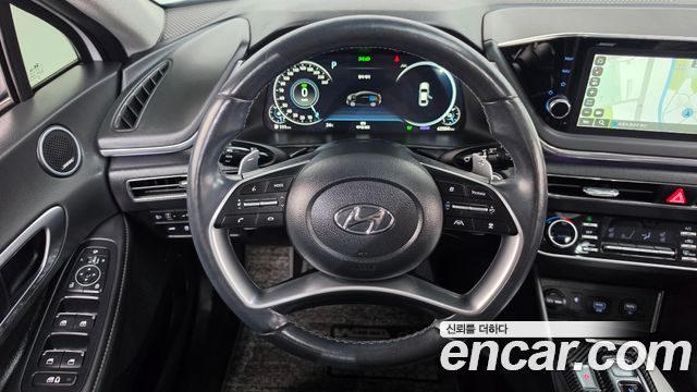 Hyundai Sonata 2023 — photo 20
