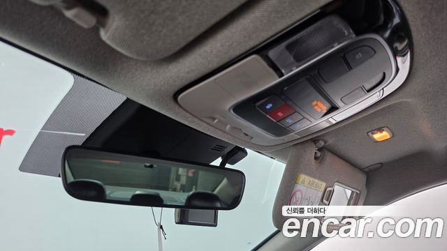 Hyundai Sonata 2023 — photo 25