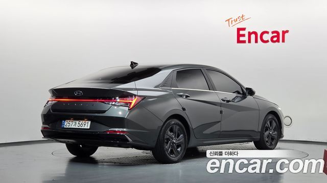 Hyundai AVANTE 2021 — photo 2