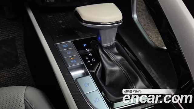 Hyundai AVANTE 2021 — photo 12