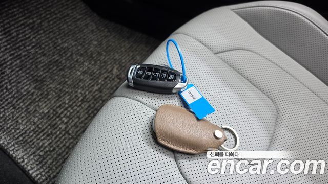 Hyundai AVANTE 2021 — photo 21