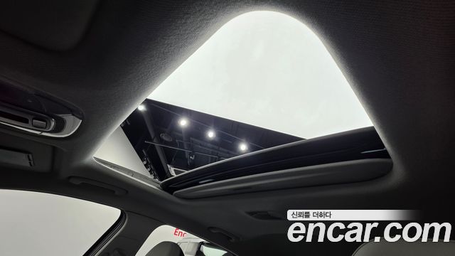 Hyundai AVANTE 2021 — photo 23