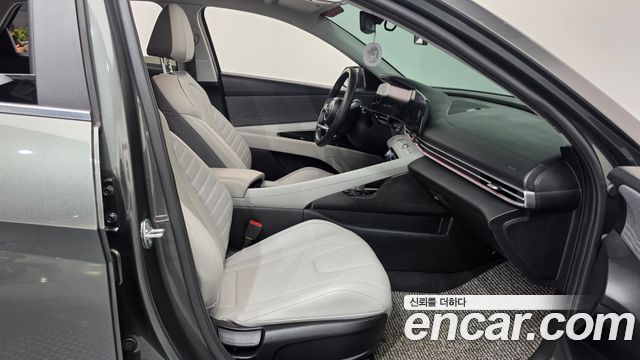 Hyundai AVANTE 2021 — photo 16