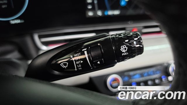 Hyundai AVANTE 2021 — photo 28
