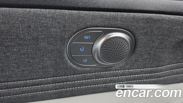 Hyundai AVANTE 2021 — photo 33