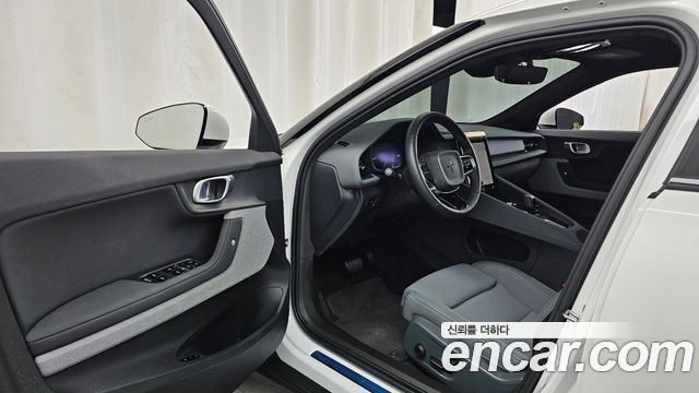 Polestar Polestar 2 2022 — photo 13