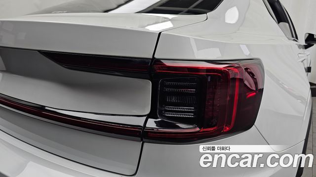 Polestar Polestar 2 2022 — photo 9