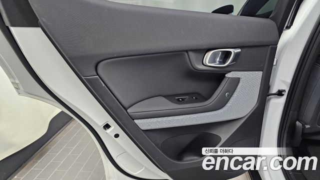 Polestar Polestar 2 2022 — photo 15