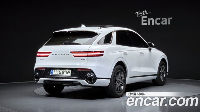 Genesis GV70 2022 — photo 2