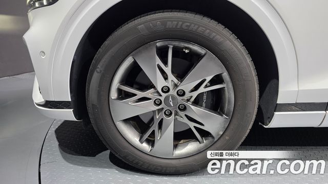 Genesis GV70 2022 — photo 5