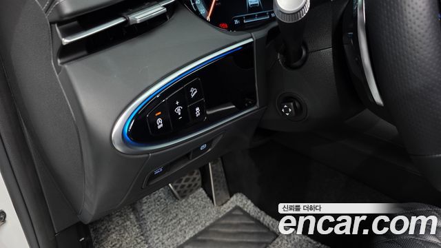 Genesis GV70 2022 — photo 25