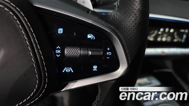 Genesis GV70 2022 — photo 26