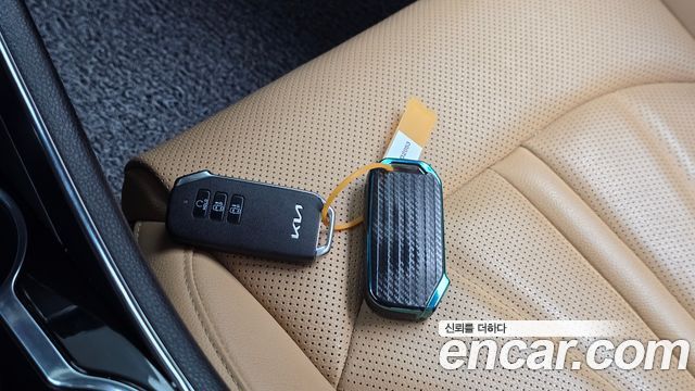Kia K5 2023 — photo 21